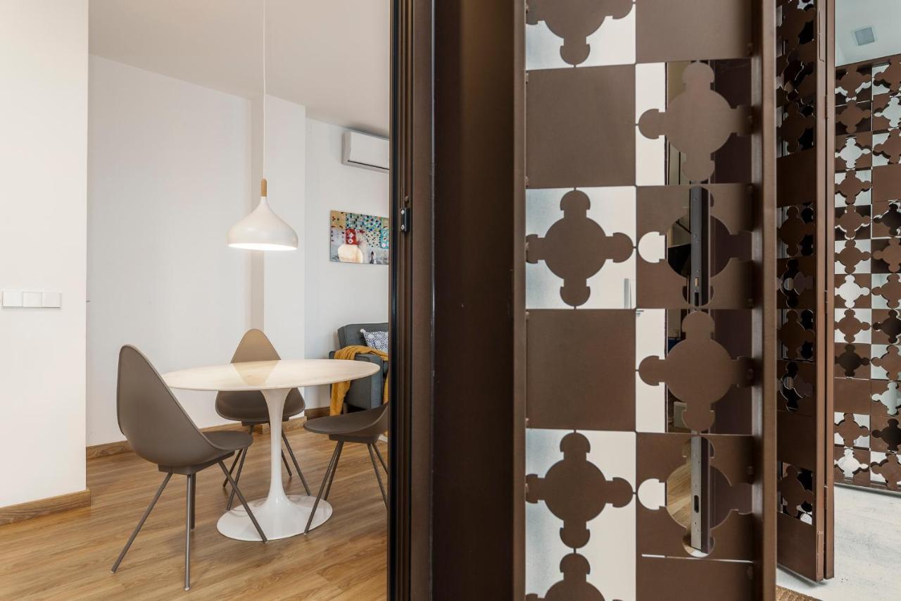 Pop Art, Duplex Coqueto En El Corazon De Sevilla Luaran gambar